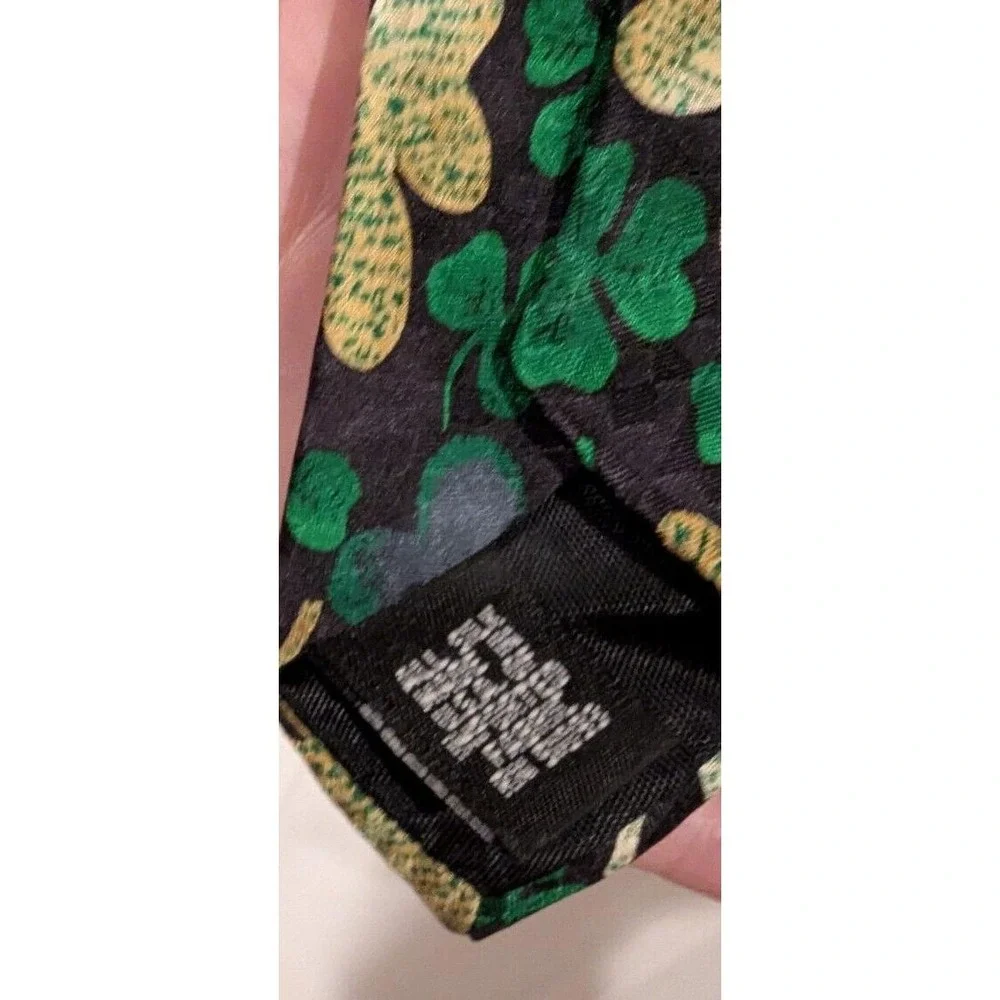 Hallmark Necktie Green Gold St Patricks Day Shamrock‎ Holiday Irish Tie